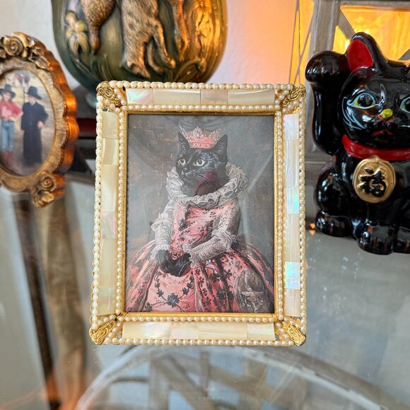 Vintage Convex Mother of Pearl Hollywood Regency Cat picture - Picture 1 of 15